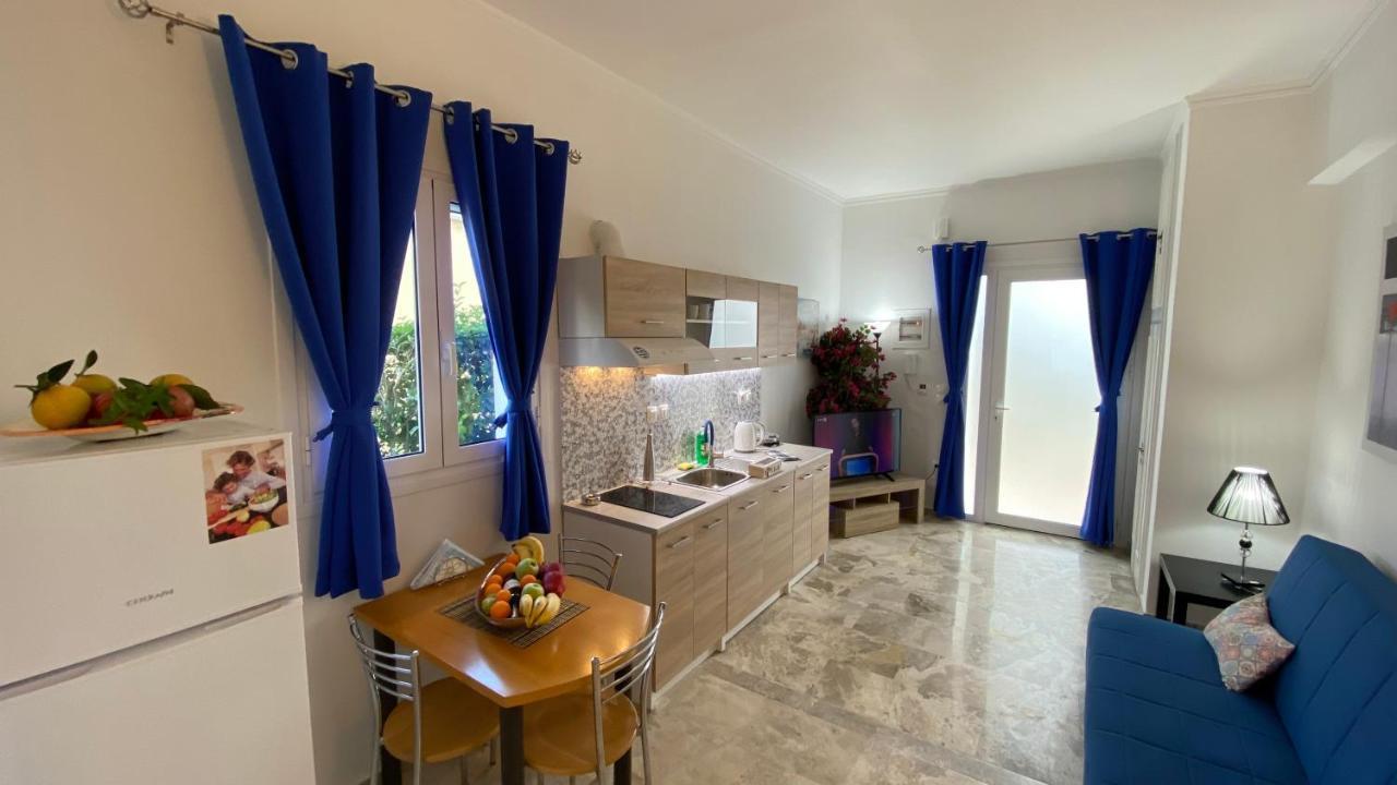Patras Blue Suite Exterior foto